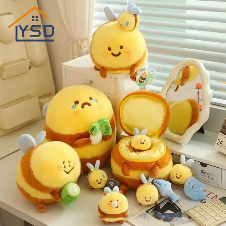 Brinquedo de pelúcia de abelha