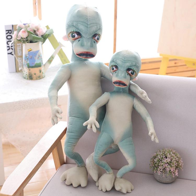 Brinquedo de pelúcia alienígena de simulação